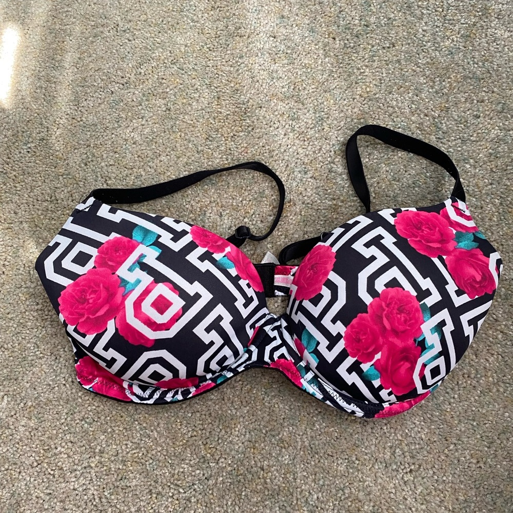 PINK lightly lined bra